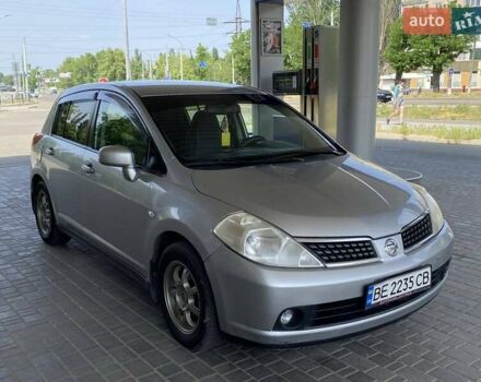 Серый Ниссан Тиида, объемом двигателя 1.6 л и пробегом 179 тыс. км за 6800 $, фото 6 на Automoto.ua