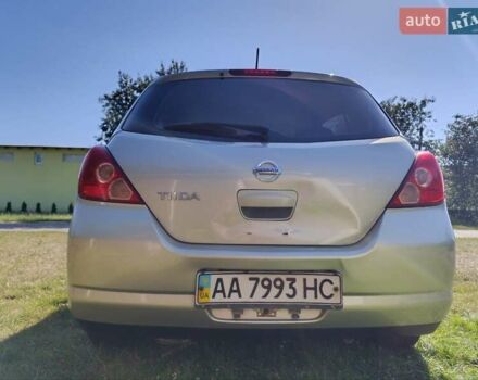 Серый Ниссан Тиида, объемом двигателя 1.6 л и пробегом 122 тыс. км за 7200 $, фото 8 на Automoto.ua