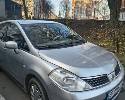 Серый Ниссан Тиида, объемом двигателя 1.6 л и пробегом 192 тыс. км за 5800 $, фото 5 на Automoto.ua