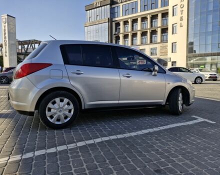 Серый Ниссан Тиида, объемом двигателя 1.6 л и пробегом 192 тыс. км за 5100 $, фото 2 на Automoto.ua