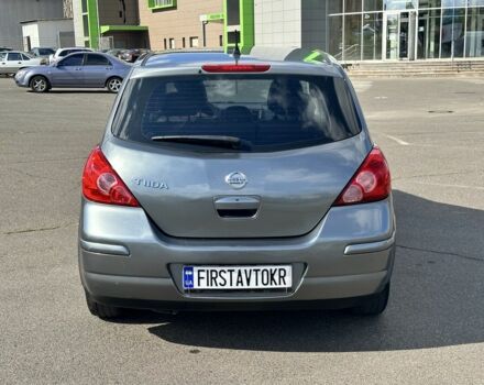 Серый Ниссан Тиида, объемом двигателя 1.8 л и пробегом 182 тыс. км за 5200 $, фото 5 на Automoto.ua