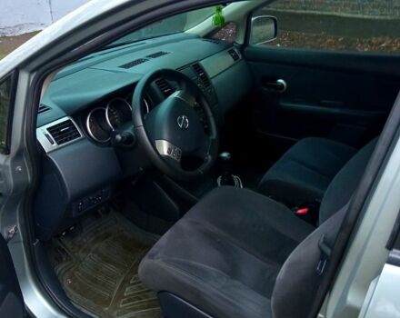 Сірий Ніссан Тііда, об'ємом двигуна 1.6 л та пробігом 213 тис. км за 6250 $, фото 1 на Automoto.ua