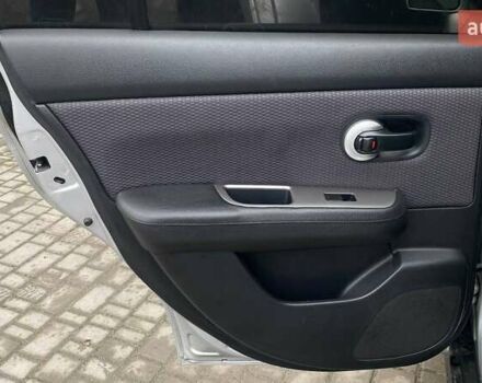 Серый Ниссан Тиида, объемом двигателя 1.8 л и пробегом 216 тыс. км за 4700 $, фото 25 на Automoto.ua