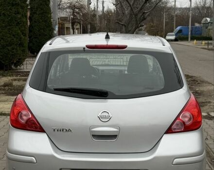 Сірий Ніссан Тііда, об'ємом двигуна 1.6 л та пробігом 167 тис. км за 7250 $, фото 3 на Automoto.ua