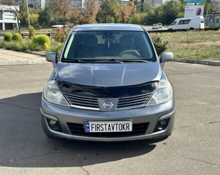 Серый Ниссан Тиида, объемом двигателя 1.8 л и пробегом 182 тыс. км за 5200 $, фото 1 на Automoto.ua