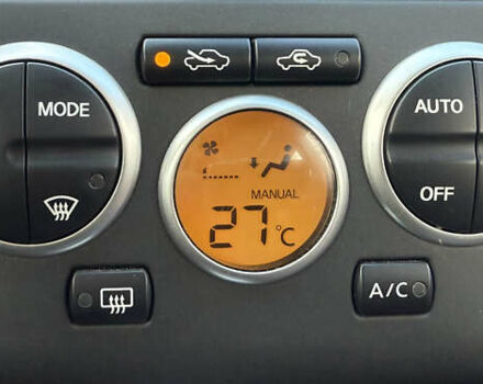 Серый Ниссан Тиида, объемом двигателя 1.6 л и пробегом 167 тыс. км за 7250 $, фото 12 на Automoto.ua