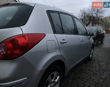 Сірий Ніссан Тііда, об'ємом двигуна 0 л та пробігом 151 тис. км за 7250 $, фото 7 на Automoto.ua