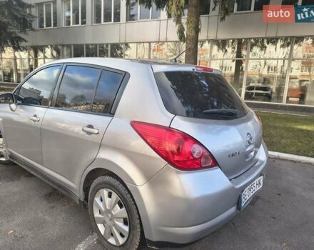 Серый Ниссан Тиида, объемом двигателя 1.6 л и пробегом 192 тыс. км за 5800 $, фото 4 на Automoto.ua