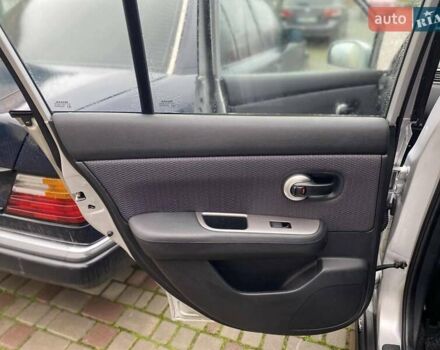 Сірий Ніссан Тііда, об'ємом двигуна 0 л та пробігом 151 тис. км за 7250 $, фото 21 на Automoto.ua