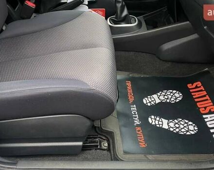 Серый Ниссан Тиида, объемом двигателя 1.8 л и пробегом 216 тыс. км за 4700 $, фото 34 на Automoto.ua