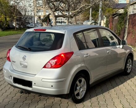 Серый Ниссан Тиида, объемом двигателя 1.6 л и пробегом 167 тыс. км за 7450 $, фото 3 на Automoto.ua