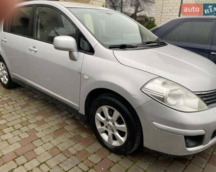 Сірий Ніссан Тііда, об'ємом двигуна 0 л та пробігом 151 тис. км за 7250 $, фото 2 на Automoto.ua