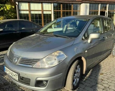 Серый Ниссан Тиида, объемом двигателя 1.6 л и пробегом 199 тыс. км за 5500 $, фото 2 на Automoto.ua