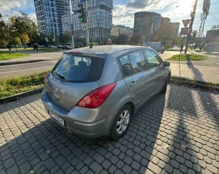 Серый Ниссан Тиида, объемом двигателя 1.6 л и пробегом 199 тыс. км за 5500 $, фото 7 на Automoto.ua