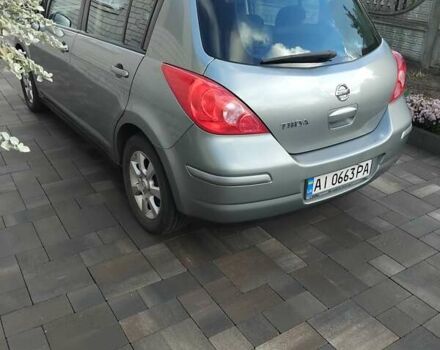 Серый Ниссан Тиида, объемом двигателя 1.6 л и пробегом 208 тыс. км за 6500 $, фото 5 на Automoto.ua