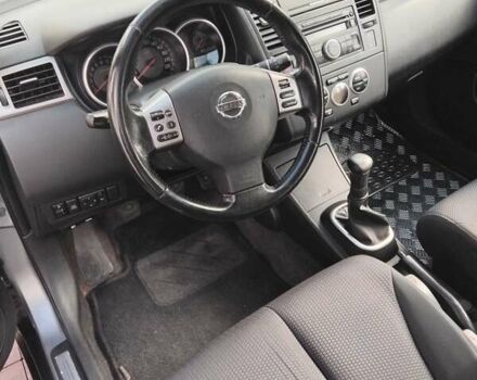 Серый Ниссан Тиида, объемом двигателя 1.6 л и пробегом 208 тыс. км за 6500 $, фото 11 на Automoto.ua