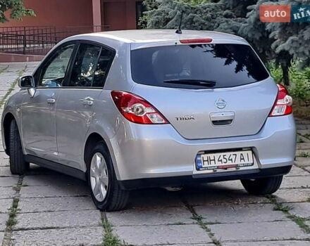 Сірий Ніссан Тііда, об'ємом двигуна 1.5 л та пробігом 82 тис. км за 8100 $, фото 12 на Automoto.ua