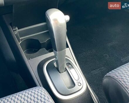 Сірий Ніссан Тііда, об'ємом двигуна 1.5 л та пробігом 107 тис. км за 7590 $, фото 17 на Automoto.ua