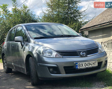Сірий Ніссан Тііда, об'ємом двигуна 1.6 л та пробігом 189 тис. км за 7500 $, фото 1 на Automoto.ua