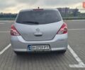 Сірий Ніссан Тііда, об'ємом двигуна 1.8 л та пробігом 82 тис. км за 7750 $, фото 3 на Automoto.ua