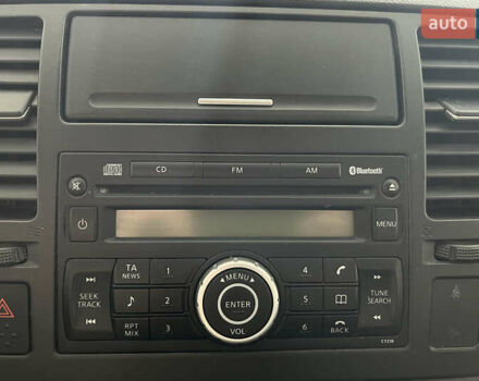 Сірий Ніссан Тііда, об'ємом двигуна 1.6 л та пробігом 74 тис. км за 7100 $, фото 19 на Automoto.ua