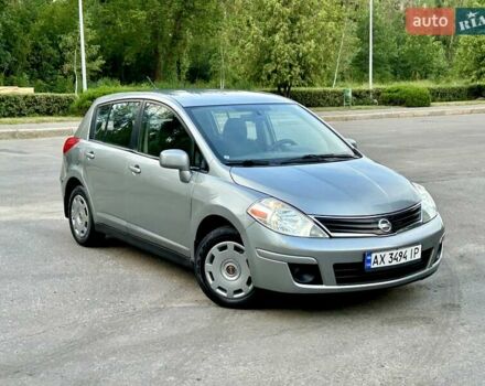 Серый Ниссан Тиида, объемом двигателя 1.8 л и пробегом 204 тыс. км за 6500 $, фото 9 на Automoto.ua