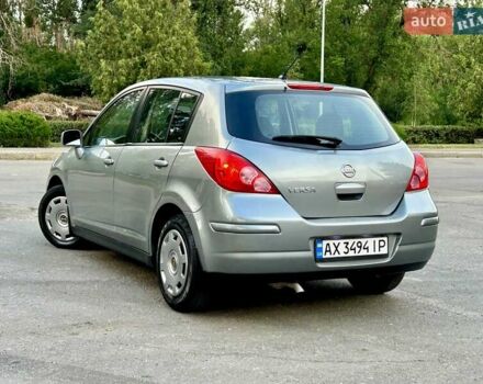 Серый Ниссан Тиида, объемом двигателя 1.8 л и пробегом 204 тыс. км за 6500 $, фото 15 на Automoto.ua