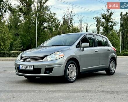 Серый Ниссан Тиида, объемом двигателя 1.8 л и пробегом 204 тыс. км за 6500 $, фото 4 на Automoto.ua