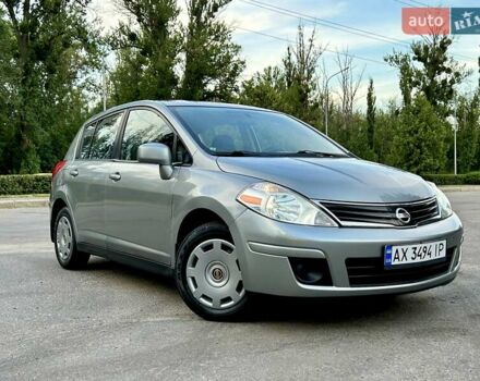 Серый Ниссан Тиида, объемом двигателя 1.8 л и пробегом 204 тыс. км за 6500 $, фото 10 на Automoto.ua