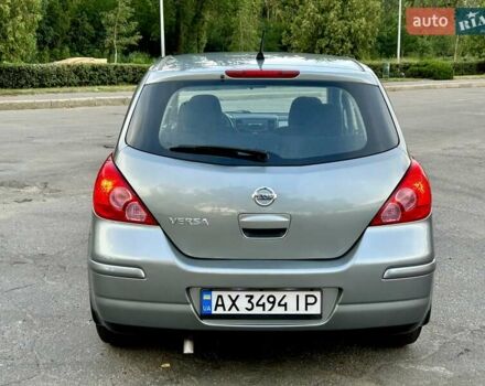 Серый Ниссан Тиида, объемом двигателя 1.8 л и пробегом 204 тыс. км за 6500 $, фото 13 на Automoto.ua