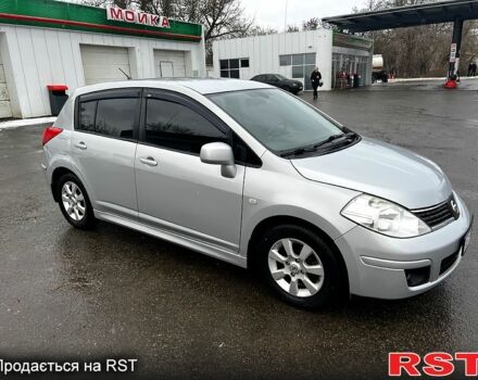 Серый Ниссан Тиида, объемом двигателя 1.6 л и пробегом 165 тыс. км за 6800 $, фото 8 на Automoto.ua
