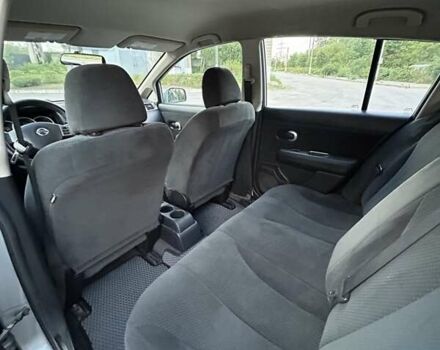 Серый Ниссан Тиида, объемом двигателя 1.8 л и пробегом 204 тыс. км за 6500 $, фото 24 на Automoto.ua