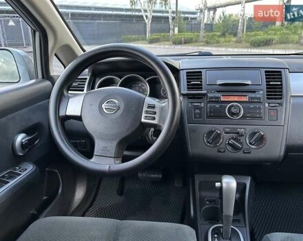 Серый Ниссан Тиида, объемом двигателя 1.8 л и пробегом 204 тыс. км за 6500 $, фото 21 на Automoto.ua