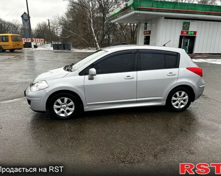 Серый Ниссан Тиида, объемом двигателя 1.6 л и пробегом 165 тыс. км за 6800 $, фото 1 на Automoto.ua