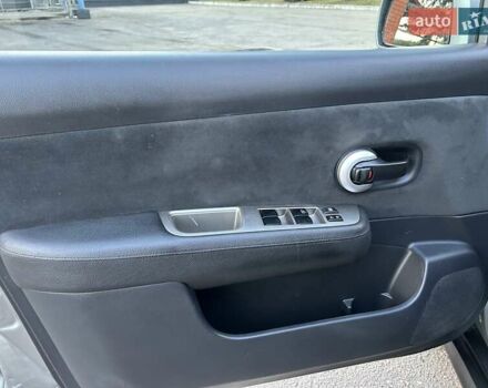 Серый Ниссан Тиида, объемом двигателя 1.8 л и пробегом 204 тыс. км за 6500 $, фото 30 на Automoto.ua