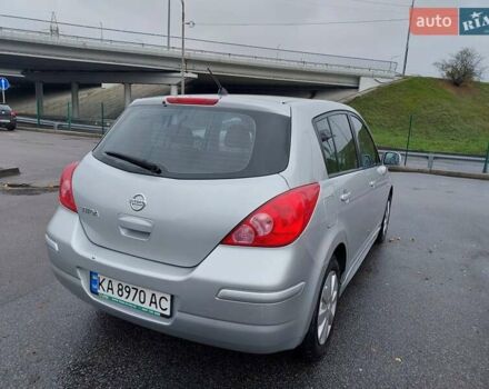 Серый Ниссан Тиида, объемом двигателя 1.6 л и пробегом 195 тыс. км за 7300 $, фото 5 на Automoto.ua