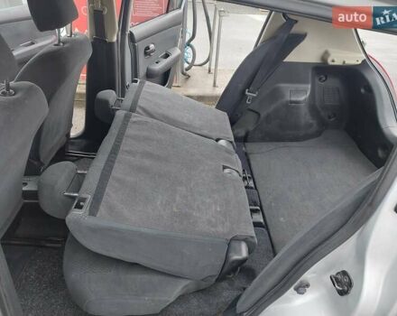 Серый Ниссан Тиида, объемом двигателя 1.6 л и пробегом 195 тыс. км за 7300 $, фото 12 на Automoto.ua