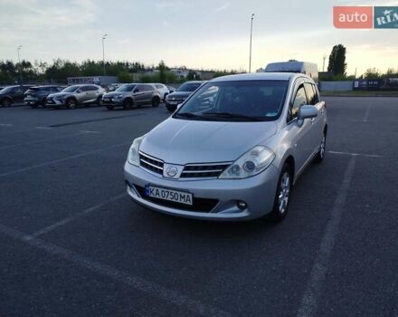 Сірий Ніссан Тііда, об'ємом двигуна 1.5 л та пробігом 81 тис. км за 7777 $, фото 3 на Automoto.ua