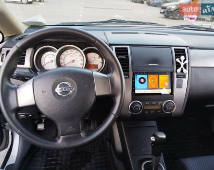 Сірий Ніссан Тііда, об'ємом двигуна 1.5 л та пробігом 81 тис. км за 7777 $, фото 6 на Automoto.ua