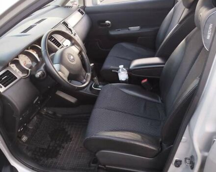 Сірий Ніссан Тііда, об'ємом двигуна 1.5 л та пробігом 81 тис. км за 7777 $, фото 4 на Automoto.ua