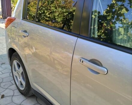 Сірий Ніссан Тііда, об'ємом двигуна 1.5 л та пробігом 150 тис. км за 7800 $, фото 10 на Automoto.ua