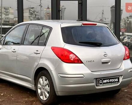 Серый Ниссан Тиида, объемом двигателя 1.6 л и пробегом 195 тыс. км за 7790 $, фото 4 на Automoto.ua