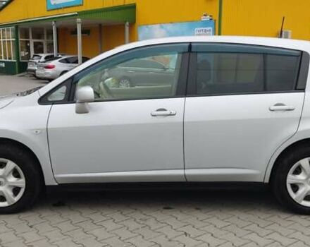 Серый Ниссан Тиида, объемом двигателя 1.6 л и пробегом 113 тыс. км за 6996 $, фото 6 на Automoto.ua