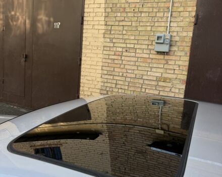 Серый Ниссан Тиида, объемом двигателя 2.4 л и пробегом 380 тыс. км за 4350 $, фото 3 на Automoto.ua