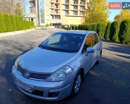 Серый Ниссан Тиида, объемом двигателя 1.8 л и пробегом 165 тыс. км за 5400 $, фото 5 на Automoto.ua