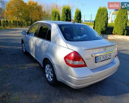 Серый Ниссан Тиида, объемом двигателя 1.8 л и пробегом 165 тыс. км за 5400 $, фото 10 на Automoto.ua