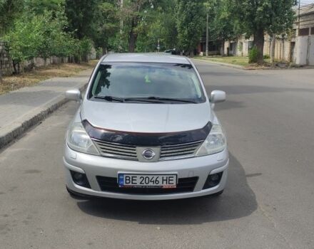 Сірий Ніссан Тііда, об'ємом двигуна 1.6 л та пробігом 300 тис. км за 4999 $, фото 1 на Automoto.ua