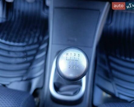 Серый Ниссан Тиида, объемом двигателя 1.8 л и пробегом 165 тыс. км за 5400 $, фото 22 на Automoto.ua