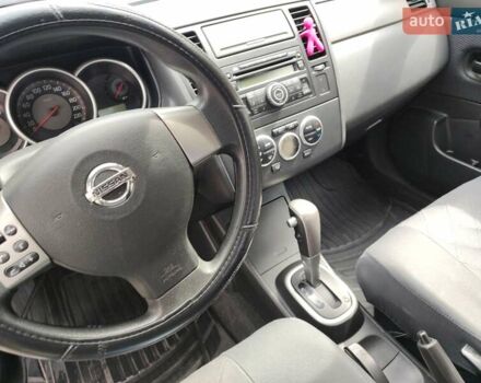 Сірий Ніссан Тііда, об'ємом двигуна 1.6 л та пробігом 45 тис. км за 8700 $, фото 48 на Automoto.ua