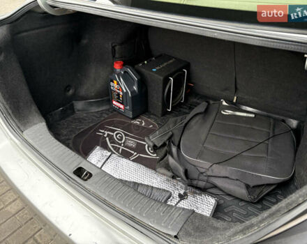 Серый Ниссан Тиида, объемом двигателя 1.6 л и пробегом 157 тыс. км за 6500 $, фото 6 на Automoto.ua